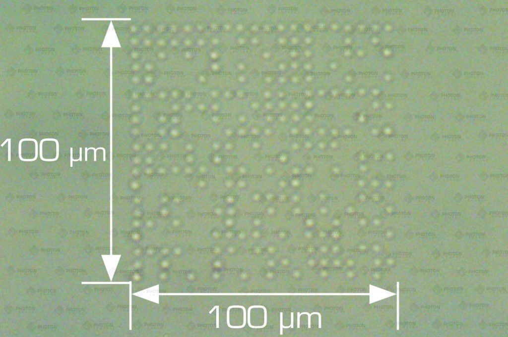 Laserbeschriftung Innenglasmarkierung im Mikrobereich mit mit Ultrakurzpulslaser